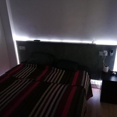 Ferienwohnung Piso Agradable Cerca De La Playa Almería Exterior foto